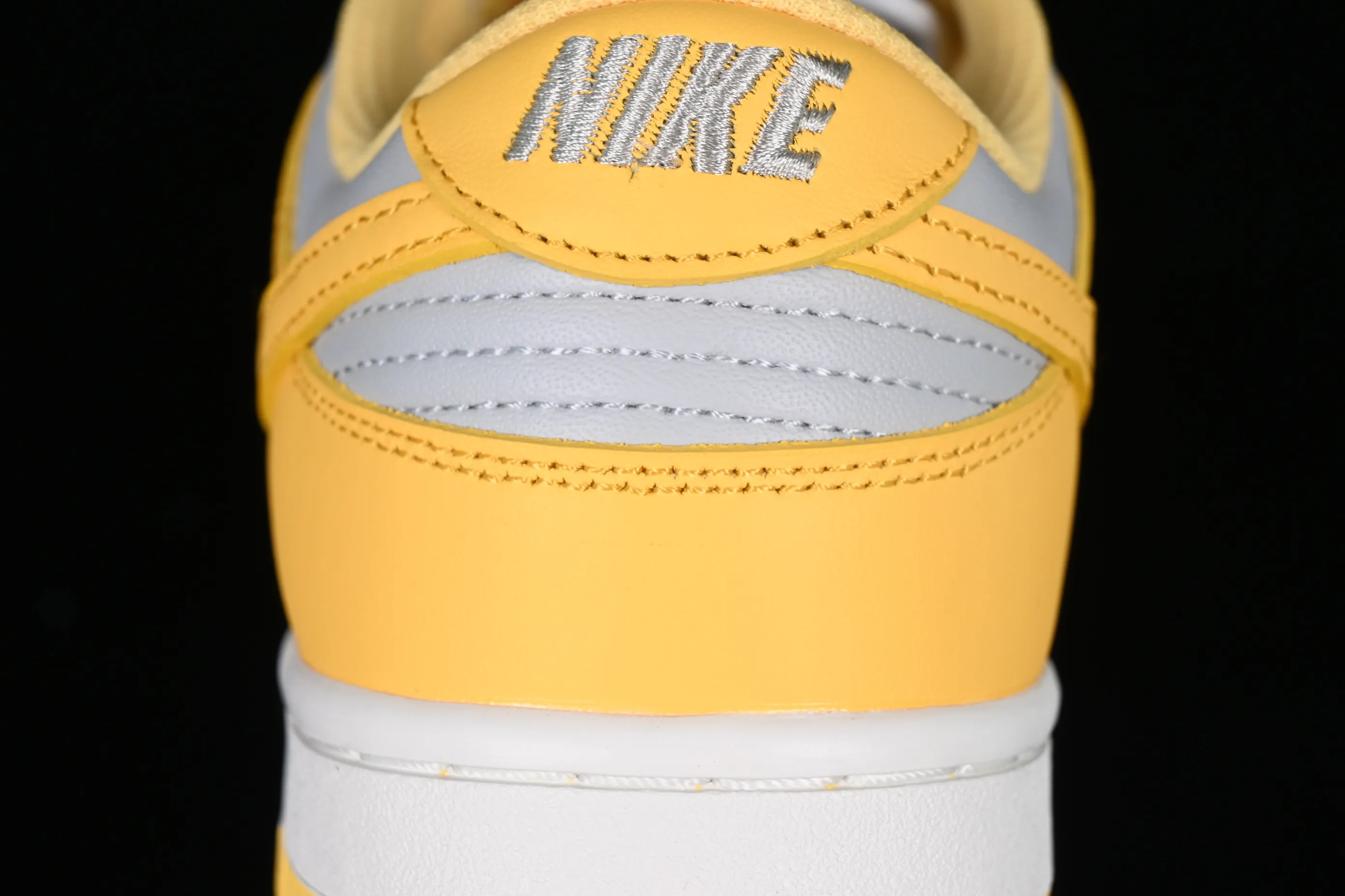 All Categories Nk SB Dunk Series Nk SB Dunk Low Low-top sneakers Nk Dunk Low Retro yellow-gray SB low-top sports and leisure sneakers DD1503-002